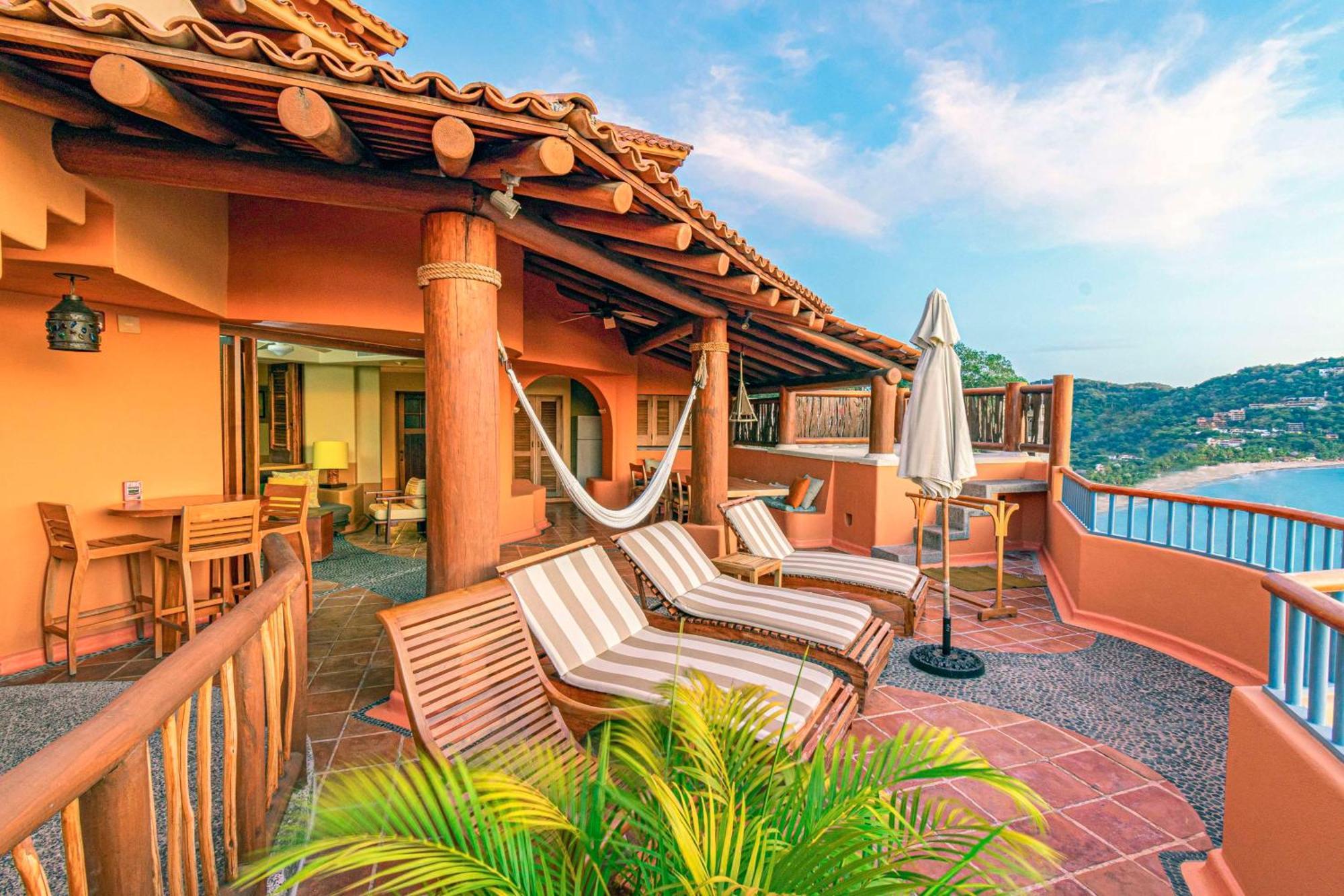 Hilton Grand Vacations Club Zihuatanejo Hotel Buitenkant foto