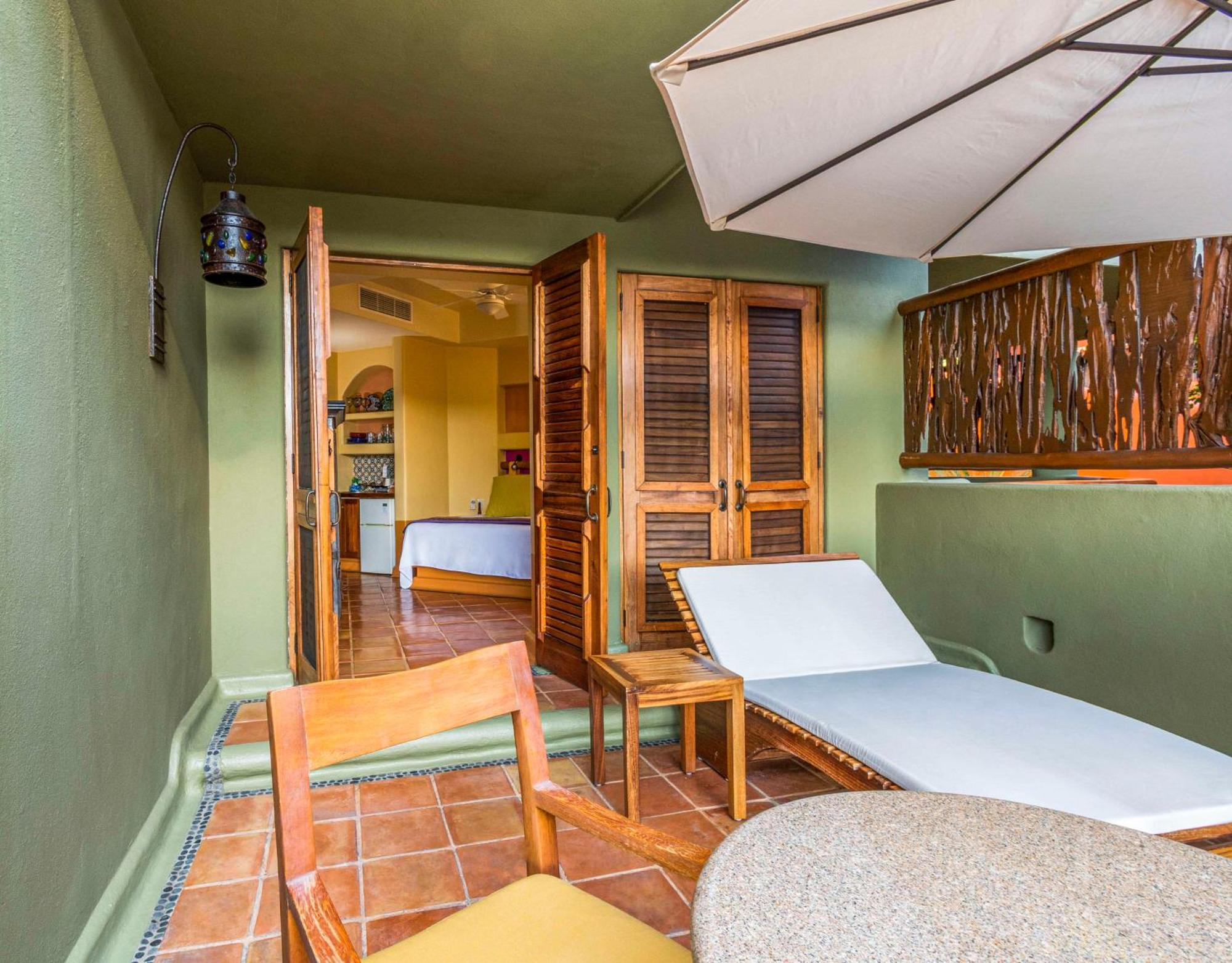 Hilton Grand Vacations Club Zihuatanejo Hotel Buitenkant foto