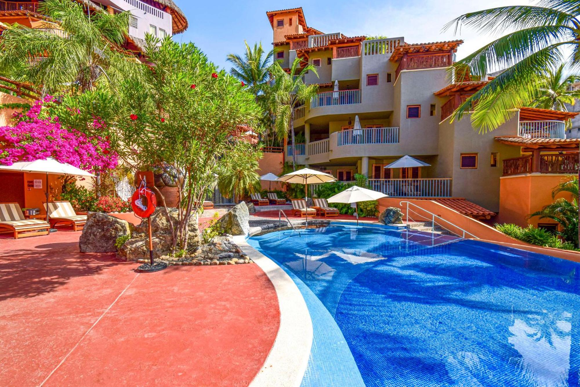 Hilton Grand Vacations Club Zihuatanejo Hotel Buitenkant foto