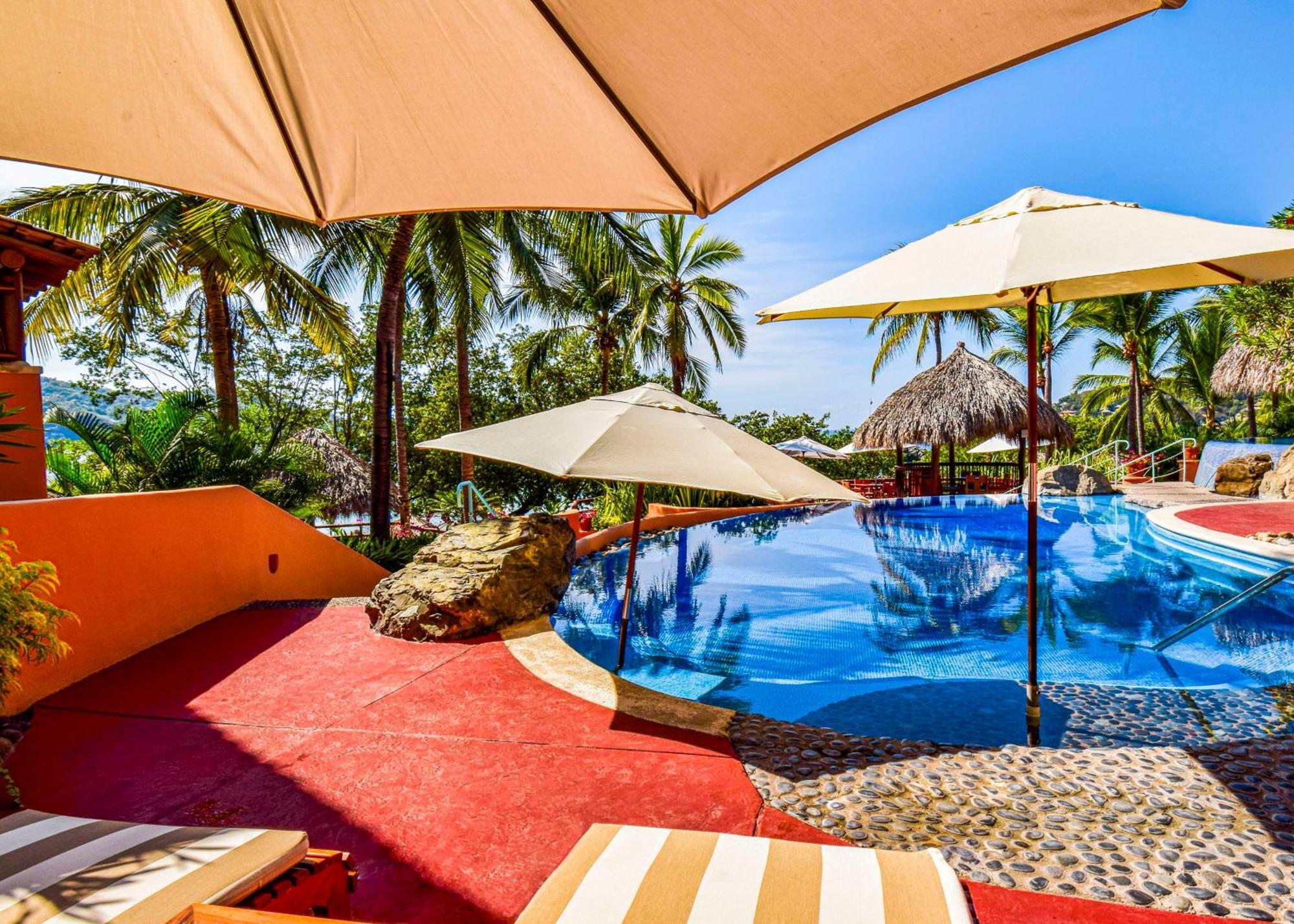 Hilton Grand Vacations Club Zihuatanejo Hotel Buitenkant foto
