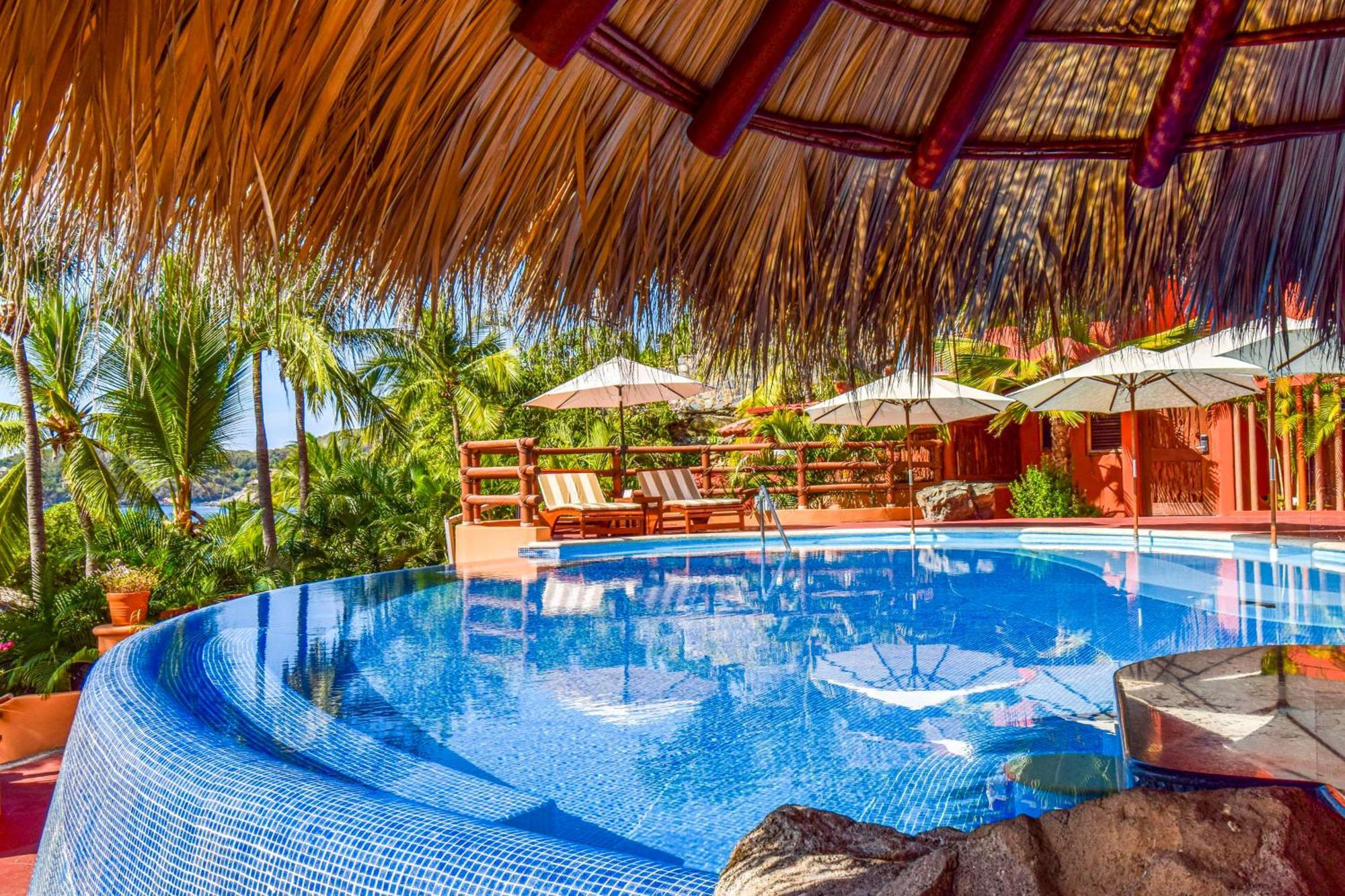 Hilton Grand Vacations Club Zihuatanejo Hotel Buitenkant foto